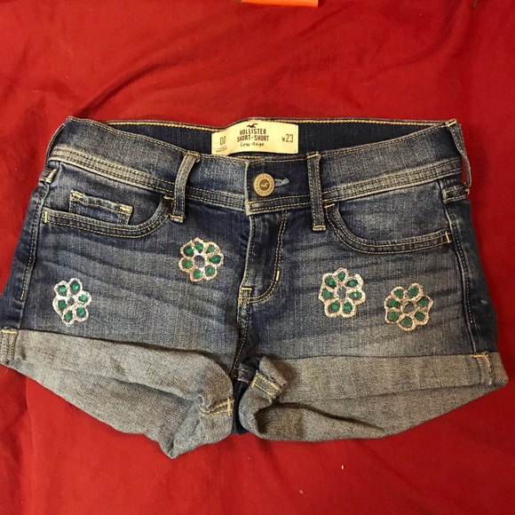 00. low rise shorts from hollister - Picture 1 of 3
